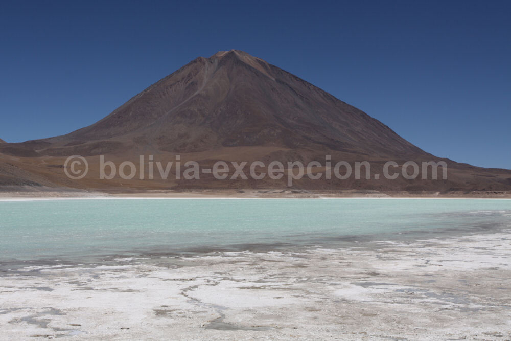 Paysage de la laguna verde vers Lipez, Bolivie - blog voyage trace ta route