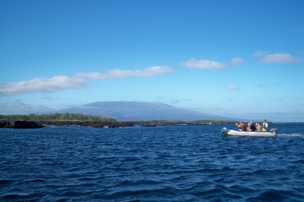 voyage galapagos paysage volcan océan equateur - blog voyage Trace Ta Route