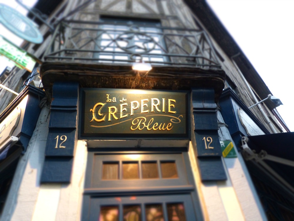 Restaurant La Crêperie Bleue Rouen Seine-Maritime Normandie Visit France Tourisme Voyage Vacances Holidays Travel
