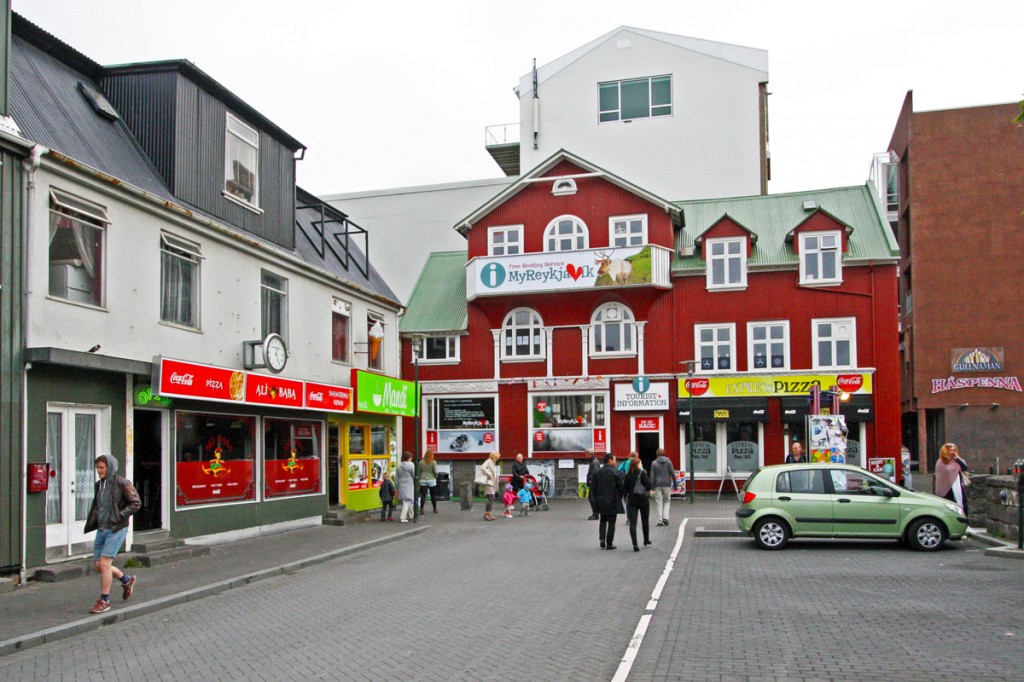 Office du Tourisme de Reykjavik sur la Place Ingolfstorg
