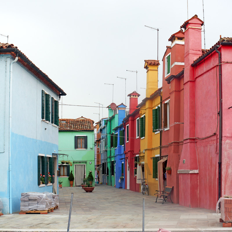 Façades colorées à Burano (lagune de Venise)