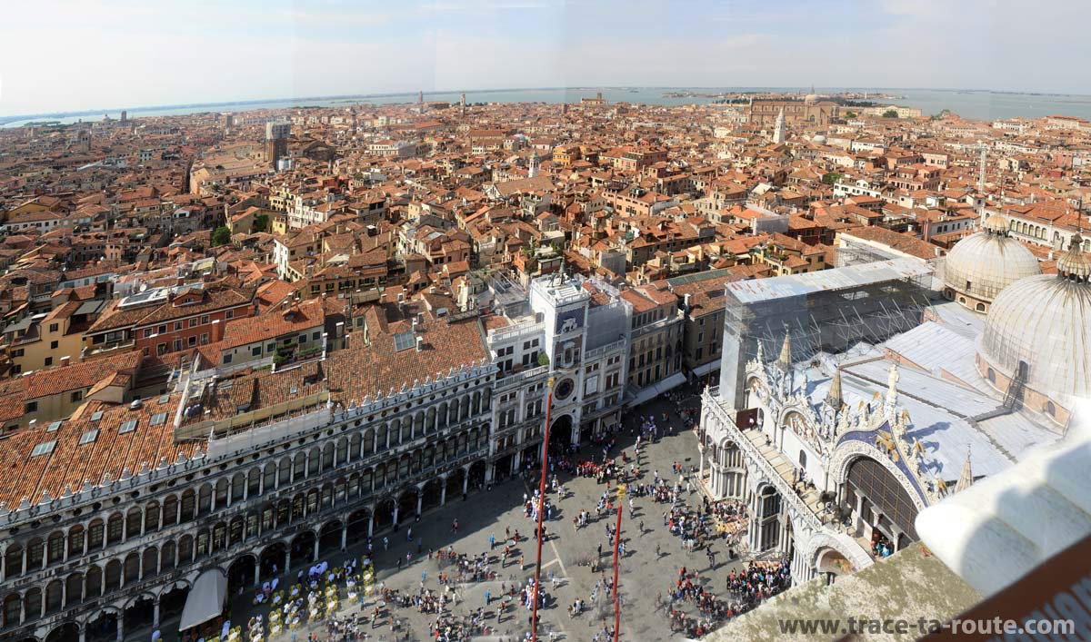 Vue depuis le Campanile Saint Marc : Venise, la place Saint Marc et la Basilique Saint Marc