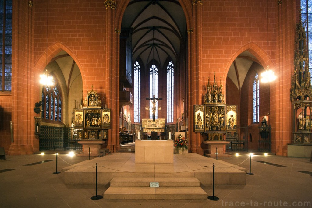 L'Autel de la Cathédrale Saint-Barthélémy de Francfort (Kaiserdom St. Bartholomäus Frankfurt)