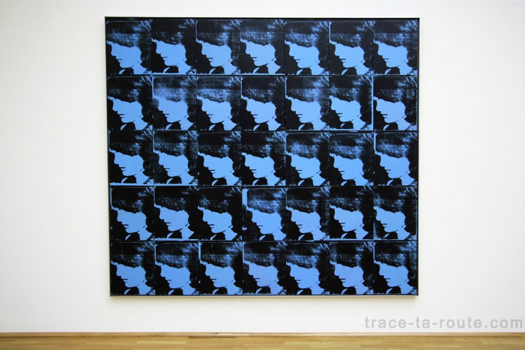 "Thirty five Jackies (Multiplied Jackies)" (1964) Andy WARHOL, Musée d'Art Moderne de Francfort