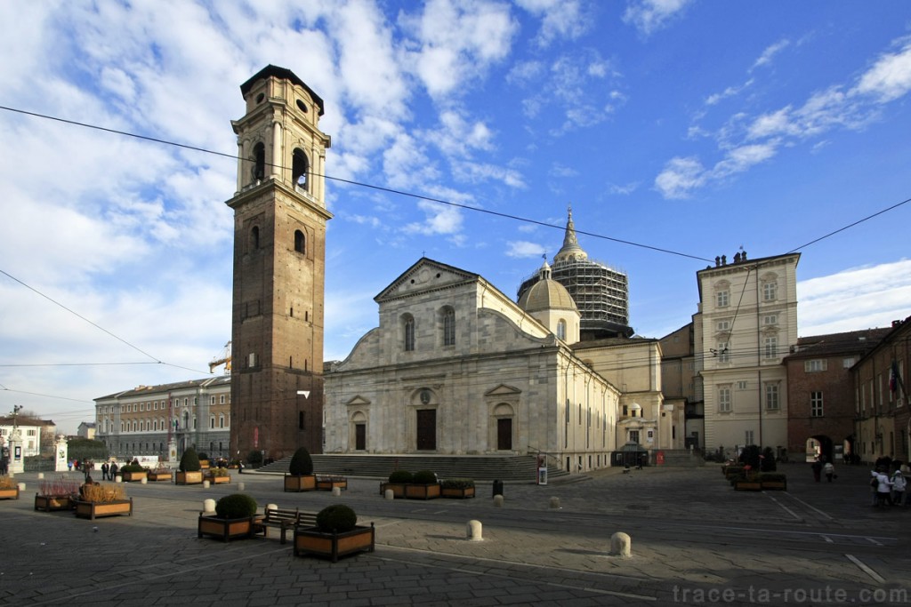Cathédrale San Giovanni Battista de Turin Duomo di Torino sur la Piazza San Giovanni