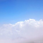 Le Mont Blanc derrière une mer de nuages, depuis le sommet du Trélod (Bauges)