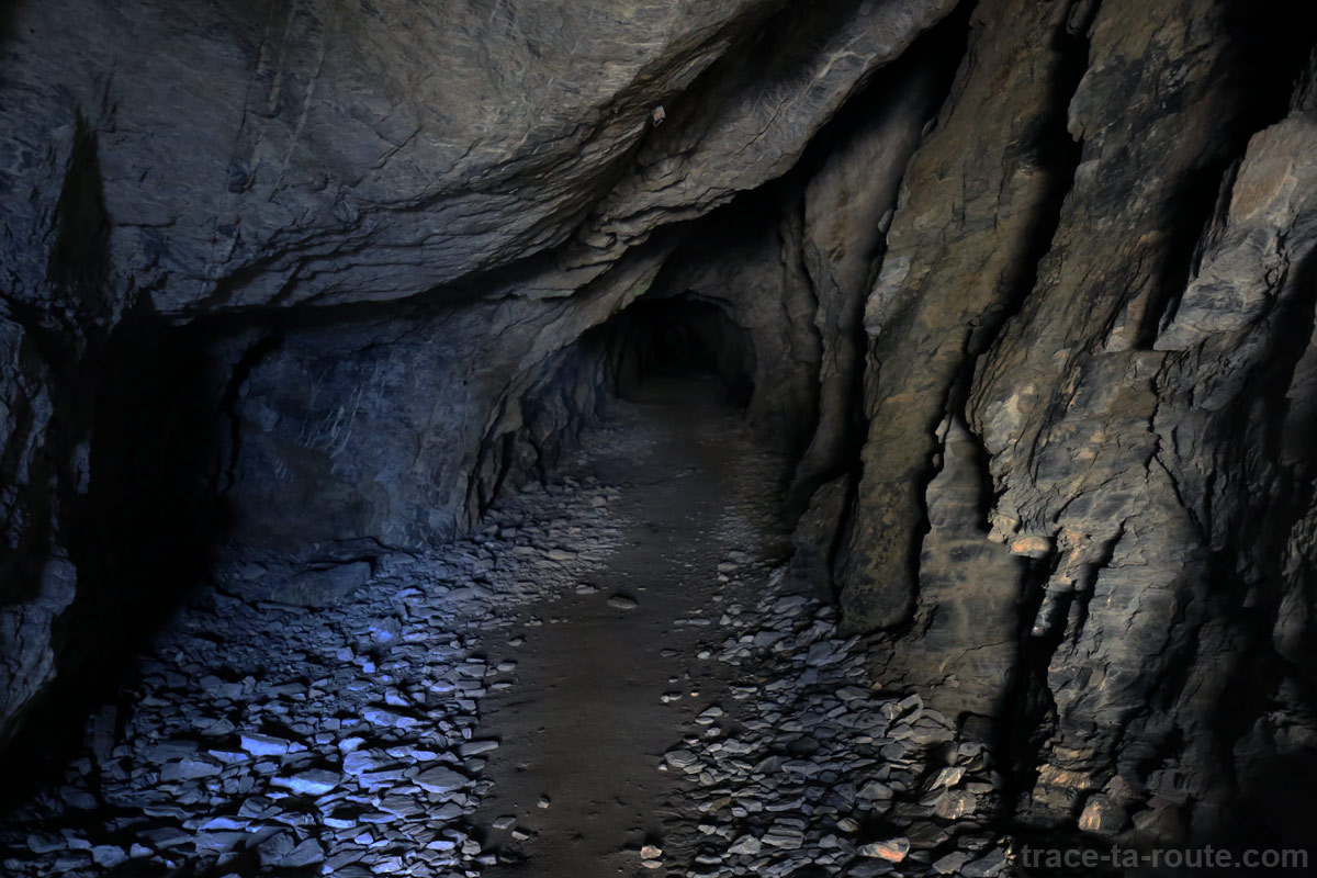 Tunnel Via Ferrata Roc du Vent Roselend