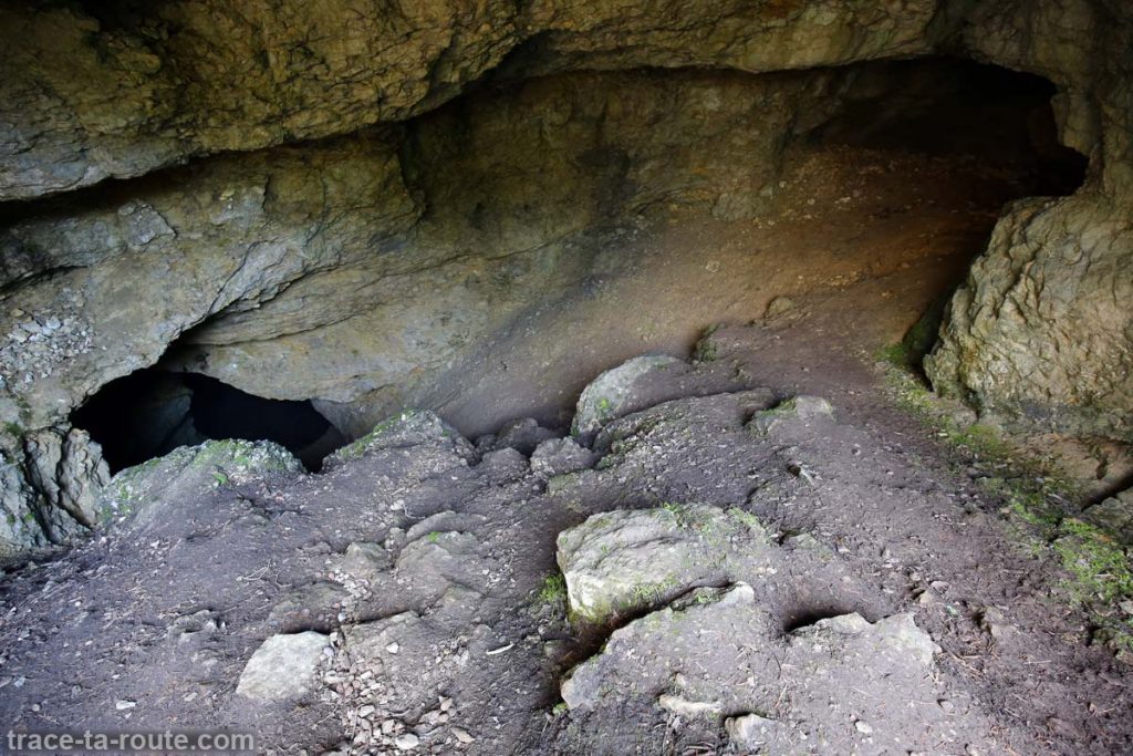 La Grotte de l'Enfer, au Parmelan