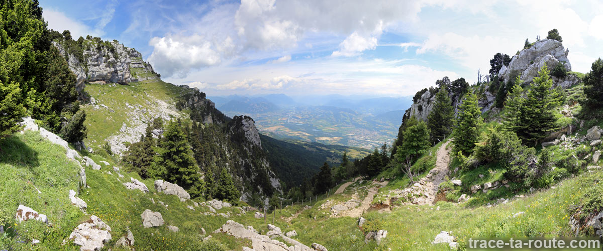 La Combe de Savoie depuis le Col de l'Alpe (Chartreuse)
