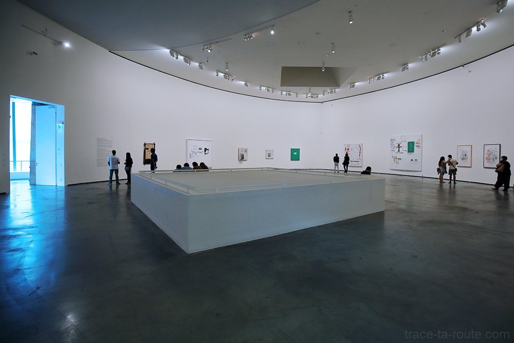 Salle exposition rétrospective Jean-Michel Basquiat - Musée Guggenheim Bilbao