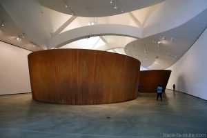 Salle sculptures "La matière du temps" (1994) Richard SERRA - Musée Guggenheim Bilbao