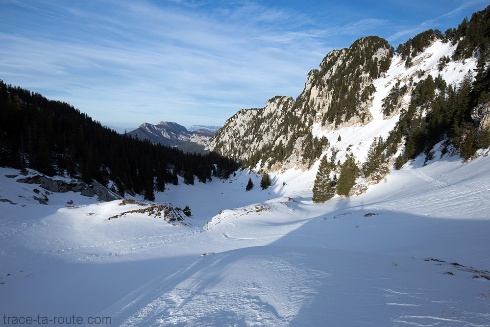 Le Col de Bovinant en hiver sous la neige - le Grand Som dans le Massif de la Chartreuse