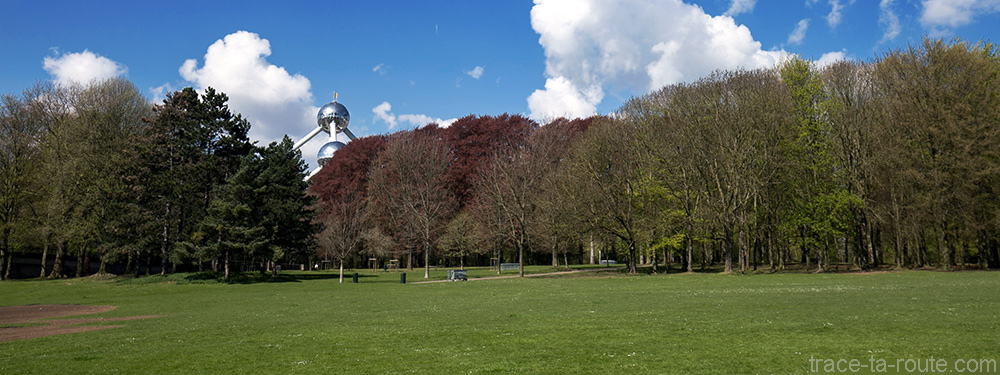 L'Atomium de Bruxelles dans le Parc d'Osseghem