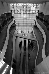 Den Sorte Diamant, architecture atrium intérieur de la Bibliothèque royale de Copenhague, Danemark (Black Diamond Copenhagen)