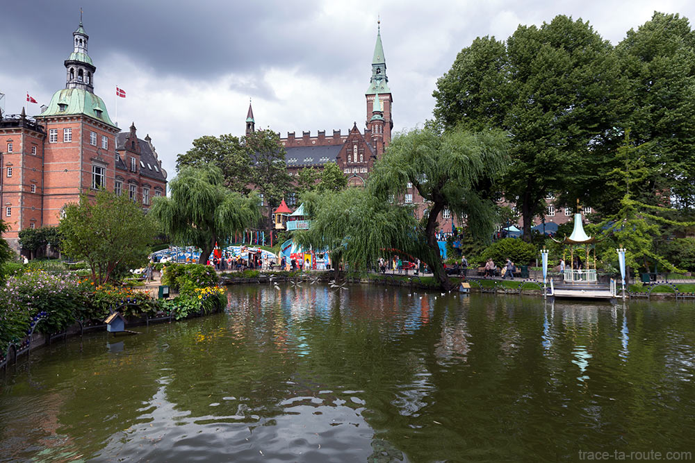 Les Jardins de Tivoli Gardens à Copenhague, Danemark