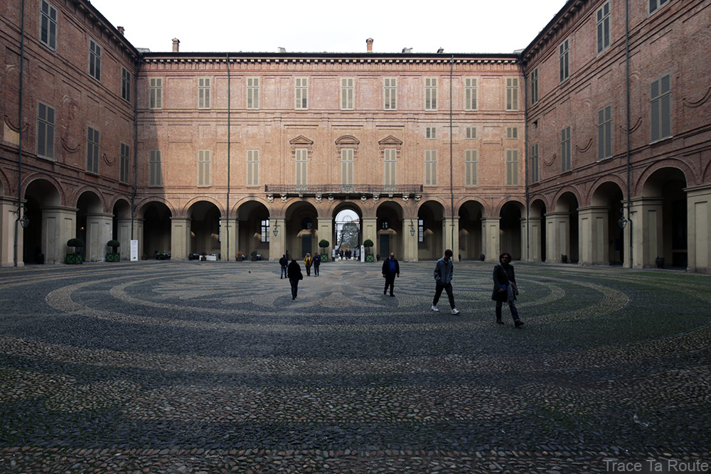 Palais Royal de Turin - cour intérieure pavée Palazzo Reale