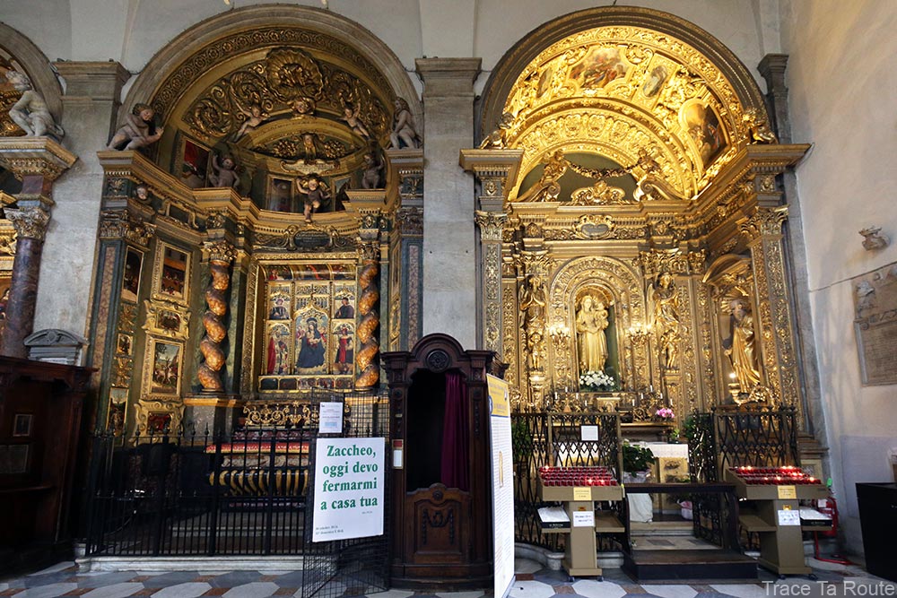 Intérieur Cathédrale Saint-Jean-Baptiste de Turin - chapelles Duomo di Torino