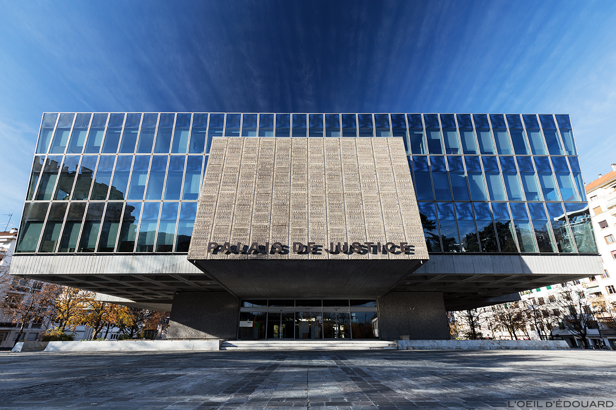 Architecture - Façade extérieure du Palais de Justice d'Annecy © L'Oeil d'Édouard
