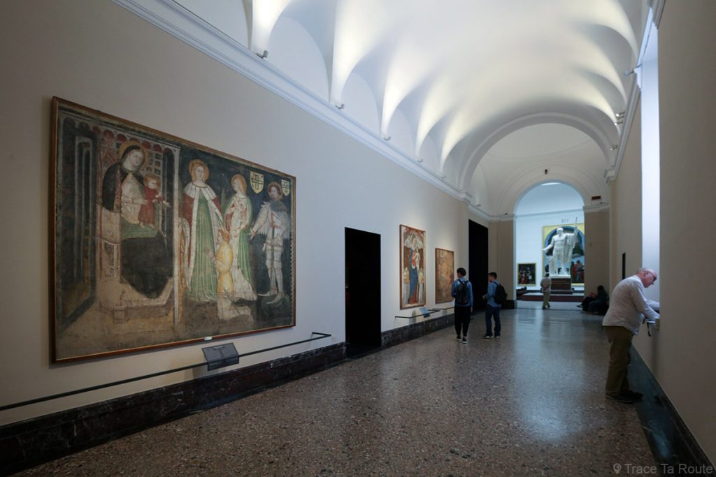 Salle exposition Musée Pinacothèque de Brera de Milan - fresques