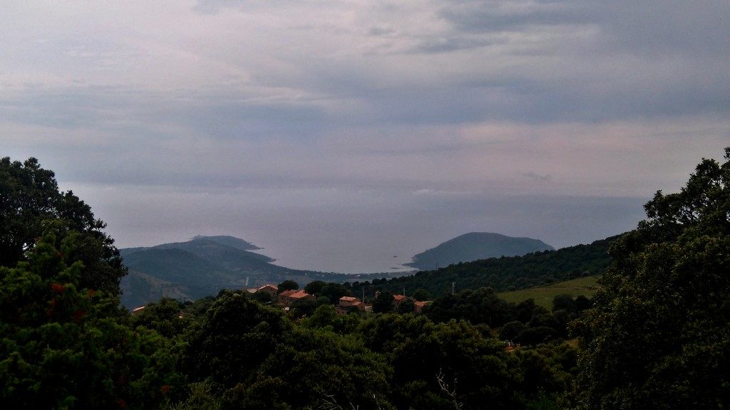 Vue depuis le refuge de E Case, étape de la randonnée du Mare e Monti en Corse