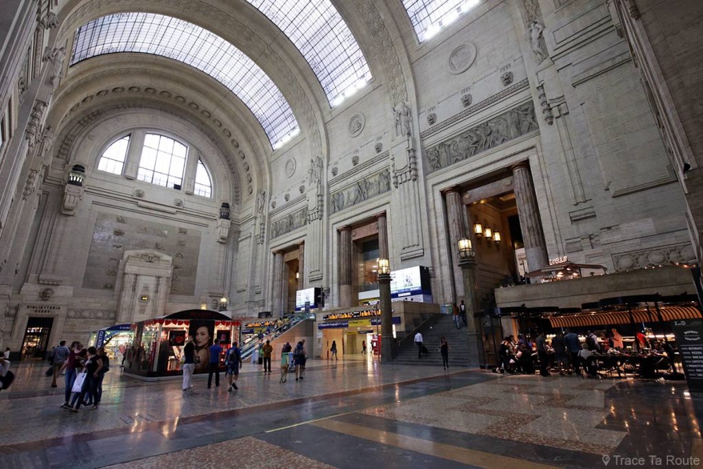 Intérieur Hall Gare Centrale de Milan