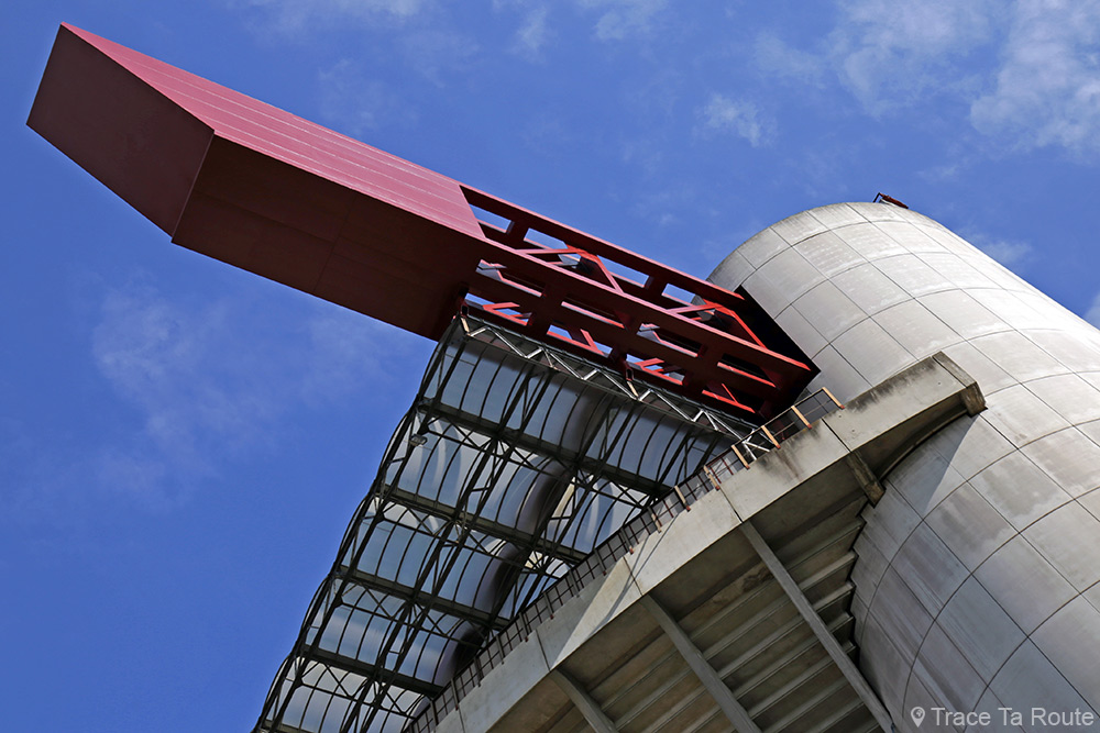Toit Stade San Siro Giuseppe-Meazza Milano (AC Milan / Inter Milan) - Architectes : Giancarlo Ragazzi, Enrico Hoffer, Leo Finzi