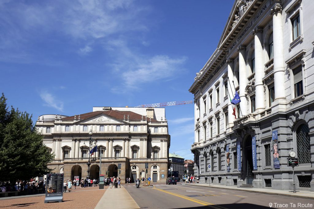 Théâtre de La Scala de Milan et la Gallerie d'Italia sur la Piazza della Scala - Teatro alla Scala di Milano