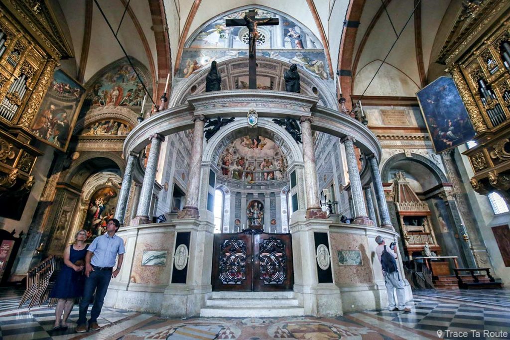 Choeur Cathédrale Santa Maria Matricolare de Vérone - Intérieur Duomo di Verona