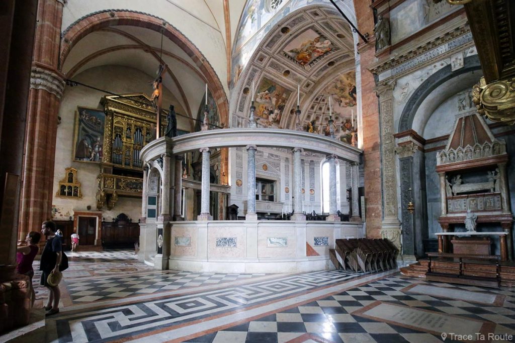 Intérieur Abside Cathédrale Santa Maria Matricolare de Vérone - Duomo di Verona