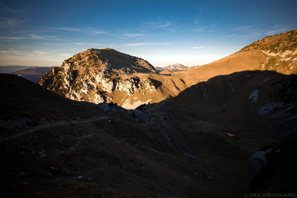 La Dent de Rossanaz depuis le Col du Colombier, Massif des Bauges Savoie