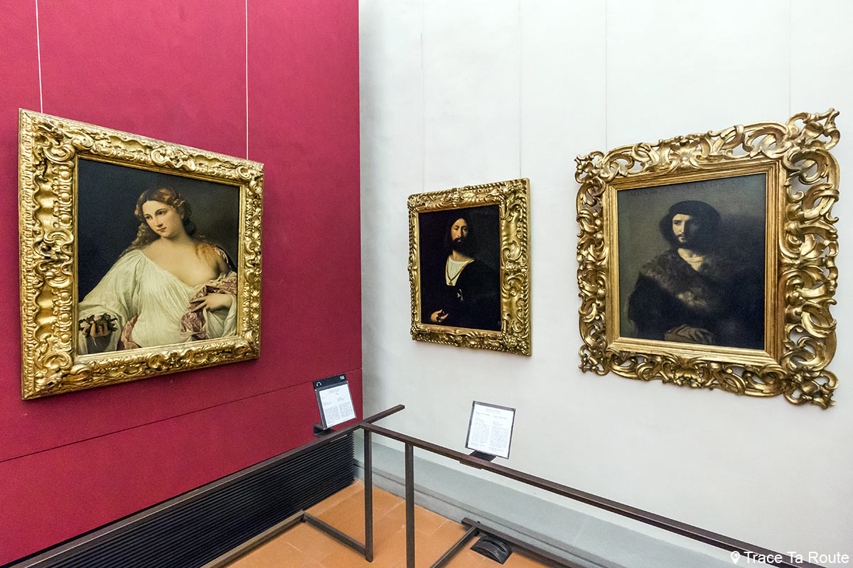 Salle des peintures des Portraits du TITIEN - Musée de la Galerie des Offices de Florence (Galleria degli Uffizi di Firenze)