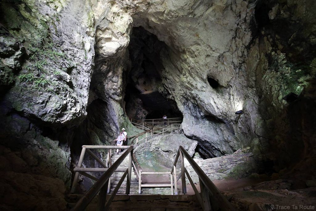 Grotte du Château de Predjama, Slovénie - Postojnska jama castle Postojna Slovenia