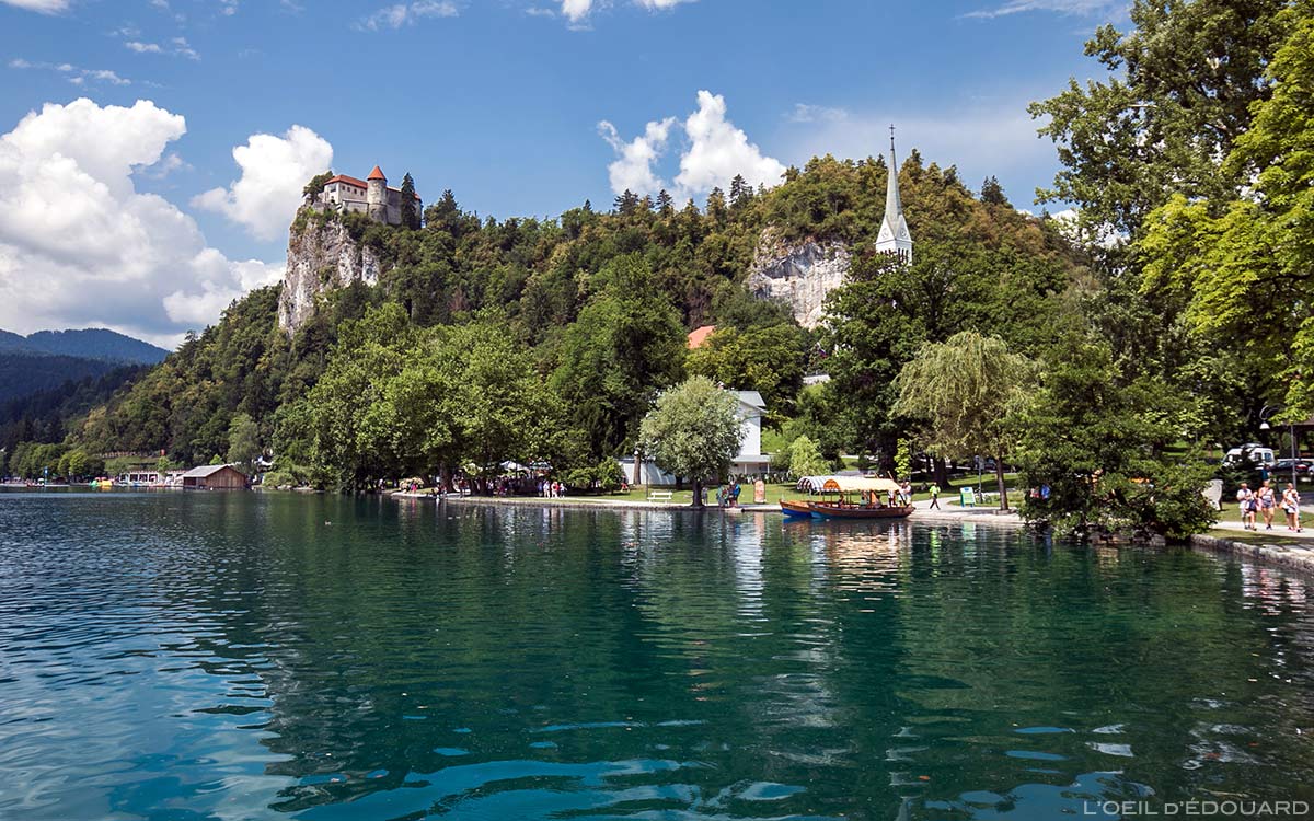 Le Lac de Bled et le Château Blejski grad, Slovénie - Blejsko jezero, Slovenia