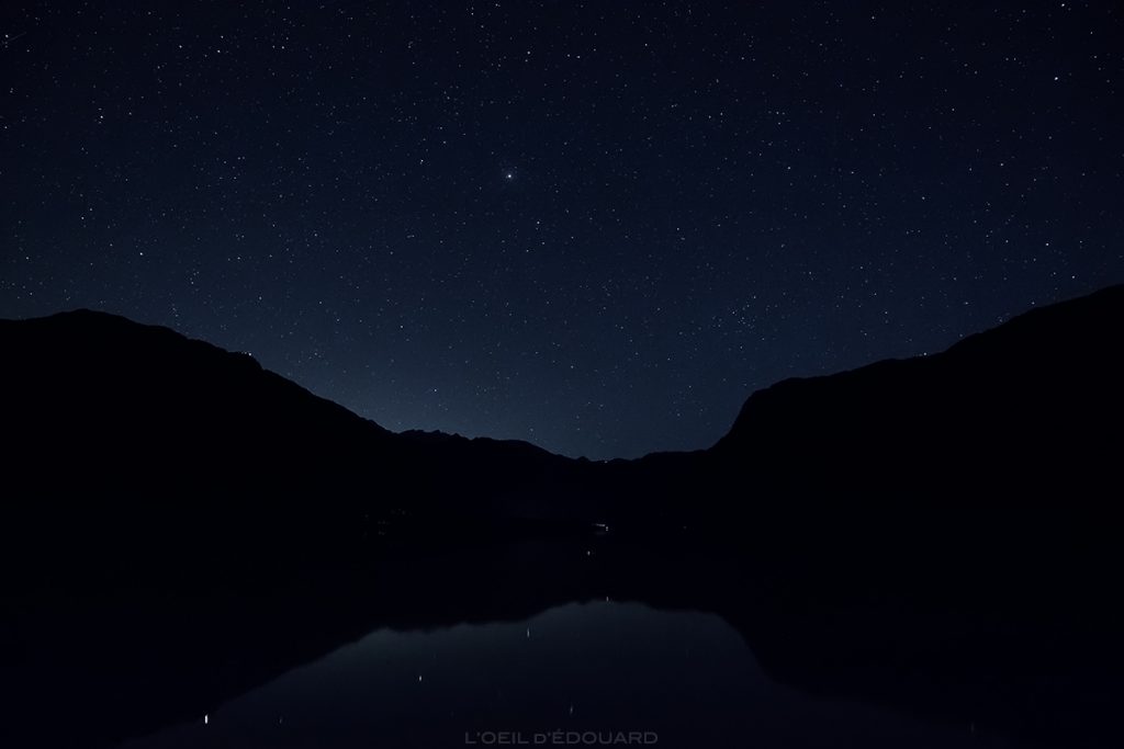 Étoiles dans le ciel du Lac de Bohinj de nuit, Slovénie - Bohinj Lake, Slovenia / Bohinjsko jezero, Slovenija