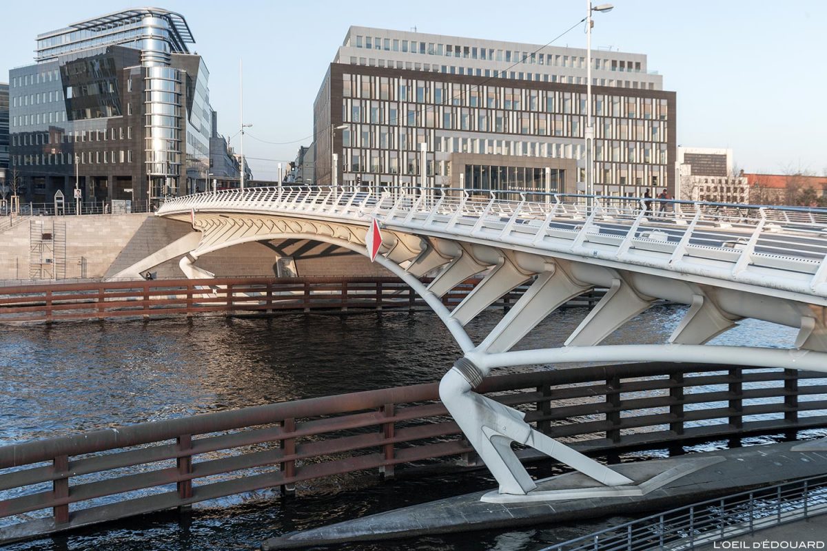 Pont Kronprinzenbrücke, Berlin Allemagne - Santiago Calatrava architecte / Deutschland Germany bridge architecture