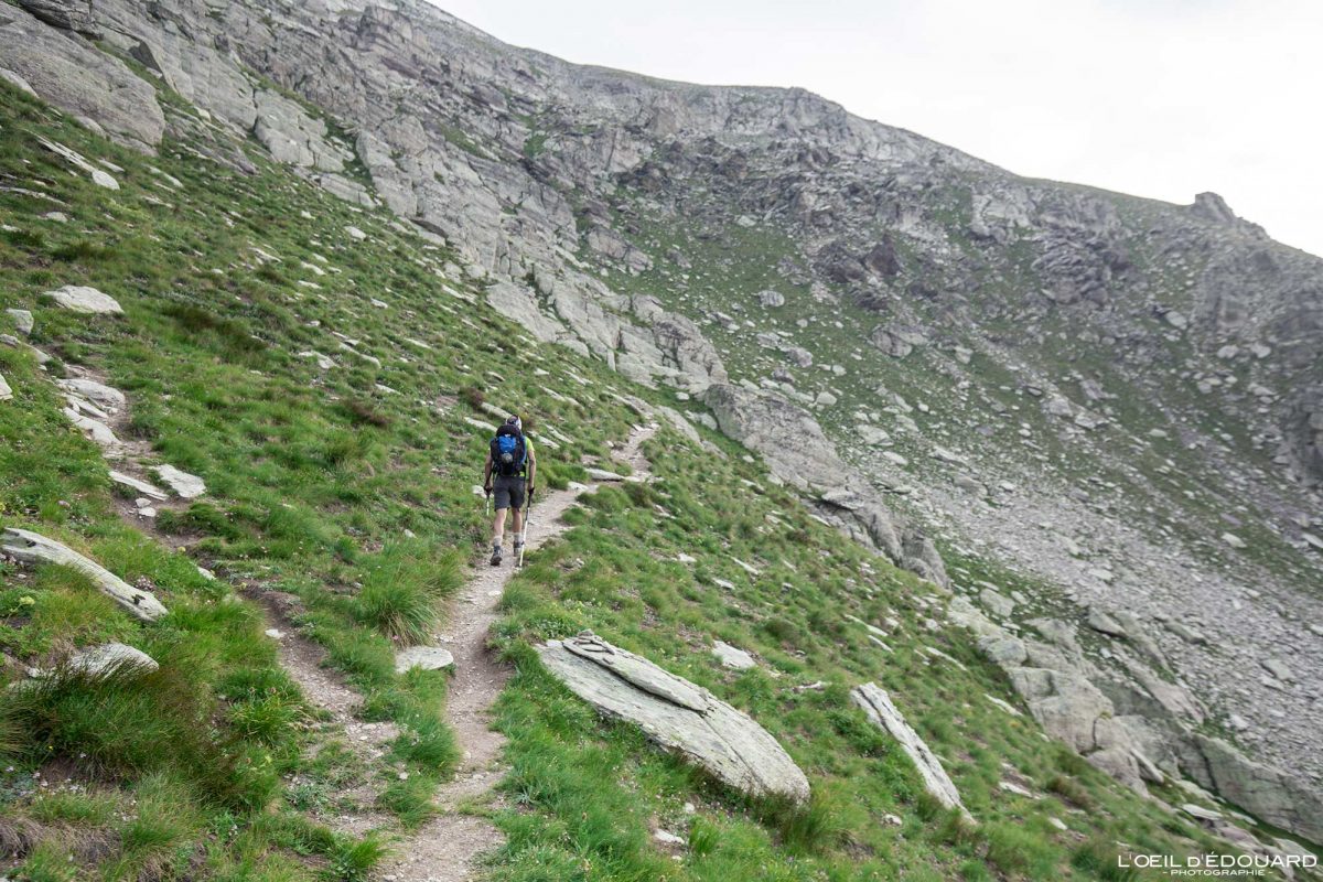 Sentier de randonnée Mont Bégo Vallée des Merveilles - Massif du Mercantour Alpes-Maritimes Provence-Alpes-Côte d'Azur / Paysage Montagne Trek Outdoor Landscape Mountain Hike Hike Trekking