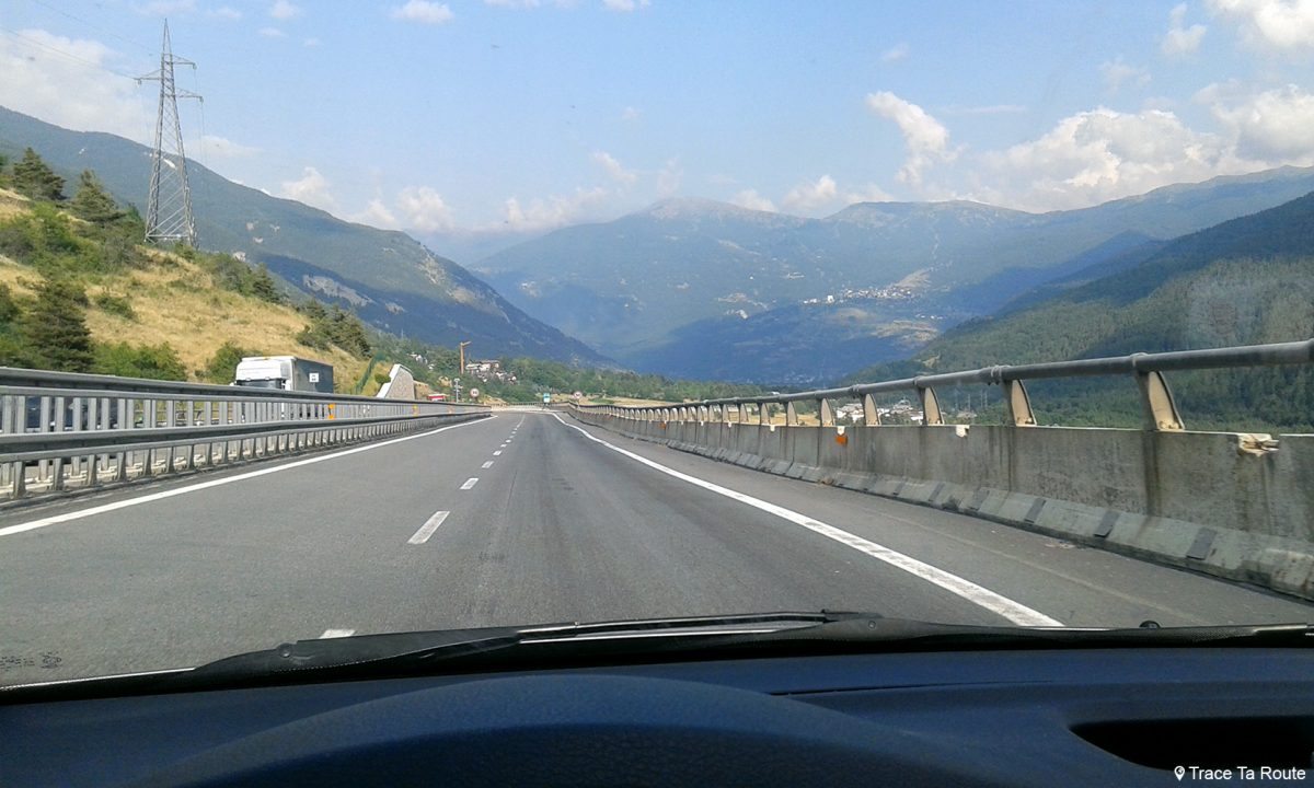 Autoroute Tunnel de Fréjus côté Italien - Road Trip Italie du Nord Vallée de Bardonnechia Autostrada E70 Italia Italy highway road