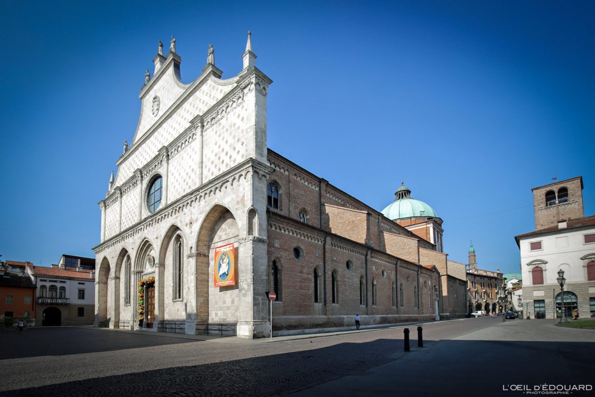 Cathédrale de Vicence Italie Vénétie - Duomo di Vicenza Italia Veneto Italy church