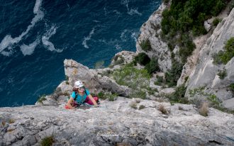 Escalade dans les Calanques : Calanque d’En-Vau, Cassis Bouches-du-Rhône Provence-Alpes-Côte d'Azur France - Rock Climbing Outdoor