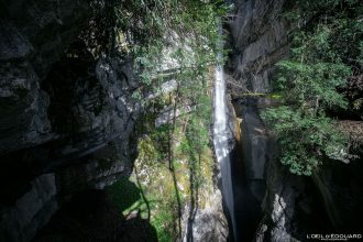 Cascade d'Angon Haute-Savoie Alpes Randonnée Lac d'Annecy Montagne Paysage France Outdoor French Alps Mountain Landscape Waterfall