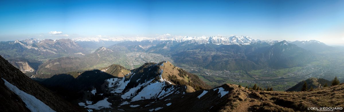 Vue au sommet Le Môle Massif du Chablais Haute-Savoie Alpes France Randonnée Montagne Paysage Outdoor French Alps summit Mountain View Landscape Hike Hiking