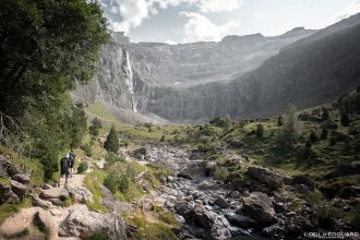 Randonnée Cirque de Gavarnie Pyrénées France Paysage Montagne Outdoor Hiking Mountain Landscape Waterfall