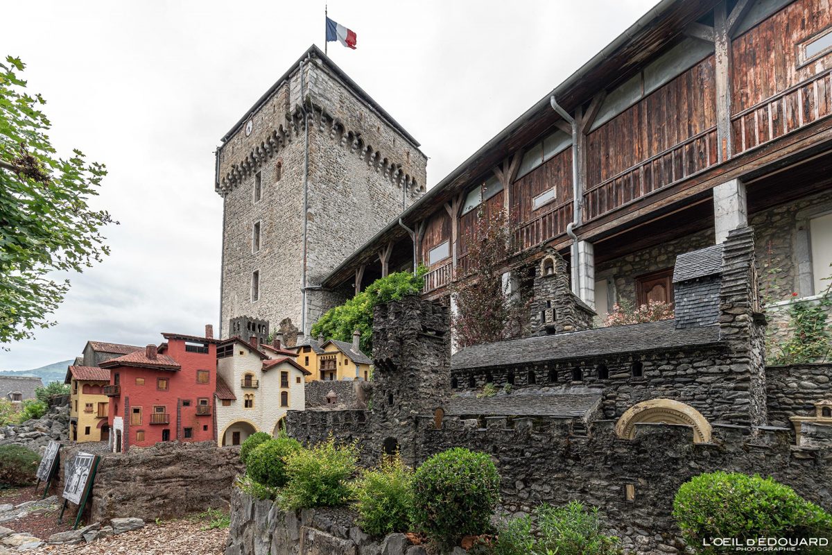 Donjon Château-fort de Lourdes Hautes-Pyrénées France Tourisme Voyage Vacances - Castle tower