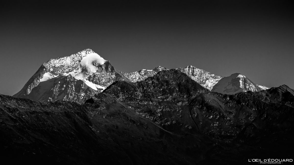 Mont Pourri Massif de la Vanoise - Vue Sommet Dent de Cons Massif des Bauges Savoie Alpes France Randonnée Montagne Paysage Nature Outdoor French Alps Summit Mountain Landscape