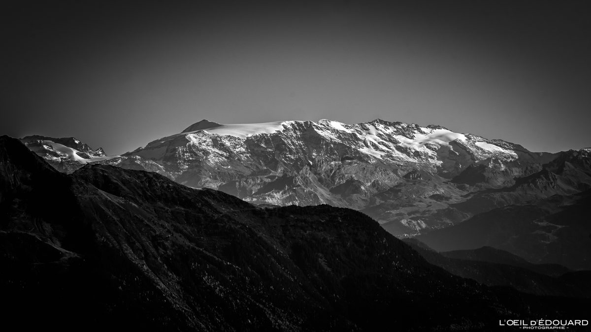 Glaciers de la Vanoise - Vue Sommet Dent de Cons Massif des Bauges Savoie Alpes France Randonnée Montagne Paysage Nature Outdoor French Alps Summit Mountain Landscape