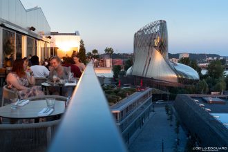 Terrasse Bar Restaurant Gina Bordeaux Cité du Vin Quartier de Bacalan Gironde Aquitaine France Tourisme Vacances Gastronomie - Visit France Travel Holidays French Rooftop