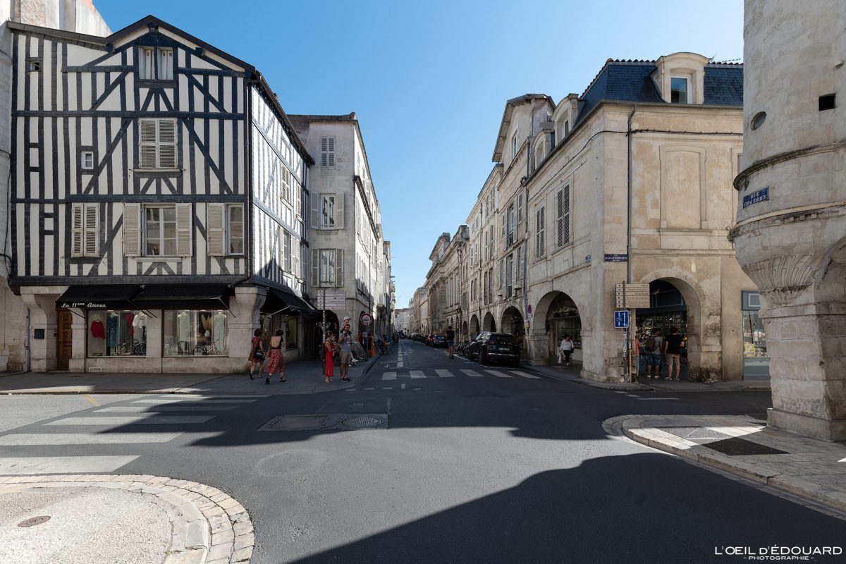 Rue du Palais La Rochelle Charente-Maritime Visit France Tourisme Vacances Holidays Travel City view Street Photography