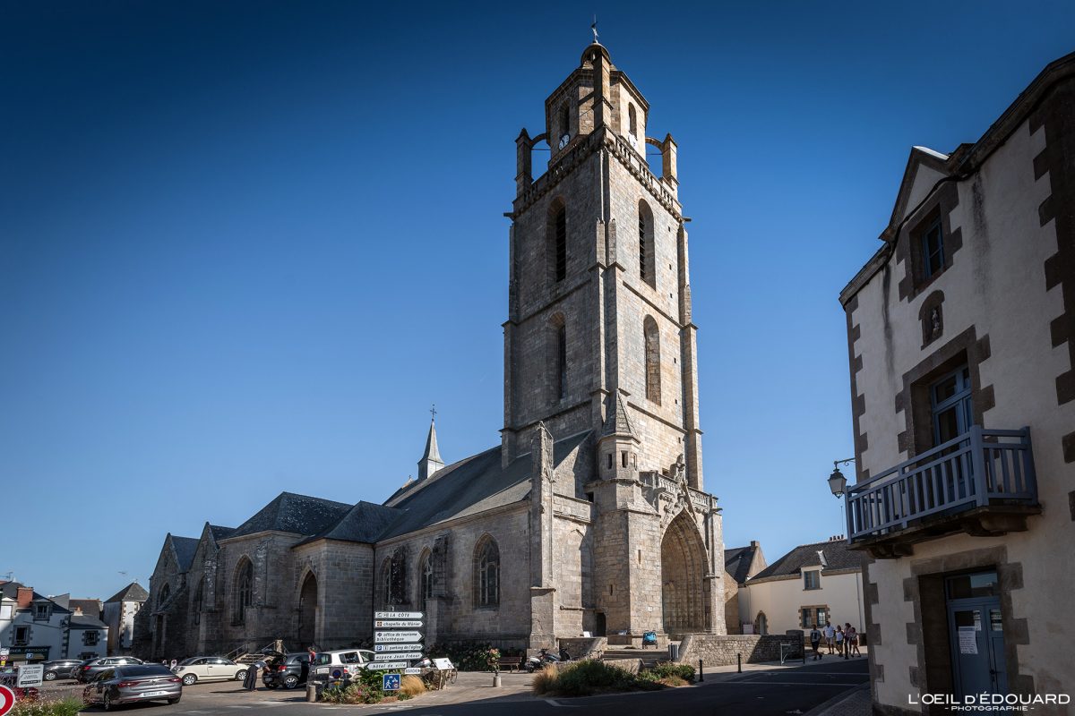 Clocher Église Saint-Guénolé Batz-sur-Mer Pays de la Loire Loire-Atlantique Bretagne Visit France Tourisme Vacances Holidays Travel French Church Tower Architecture