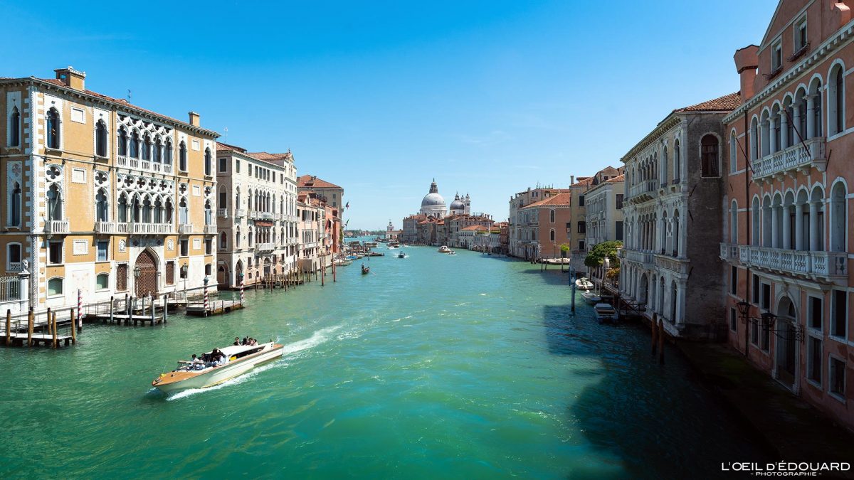 Grand Canal Venise Tourisme Italie Voyage - Ponte dell'Accademia Canal Grande Venezia Italia - Visit Venice Italy Travel Europe City View