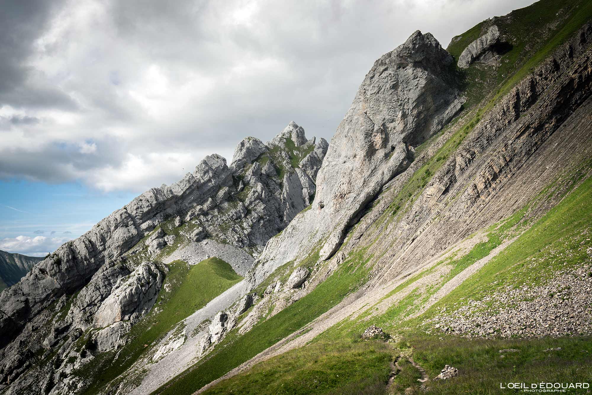 Aiguilles Noires Combe de Tardevant Chaîne des Aravis Haute-Savoie Alpes France Randonnée Montagne Paysage Nature Outdoor French Alps Mountain Landscape Hike Hiking